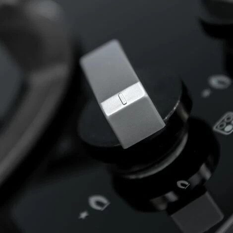 SIA R7 60cm Black 4 Burner Gas On Glass Kitchen Hob With Cast Iron Pan Stands 5 SIA R7 60cm Black 4 Burner Gas On Glass Kitchen Hob With Cast Iron Pan Stands - Image 3